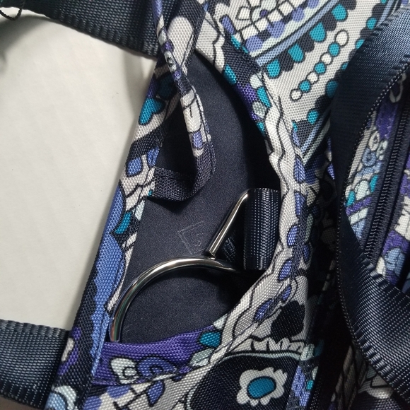 NWT VERA BRADLEY HANGING TRAVEL ORGANIZER - Picture 15 of 15